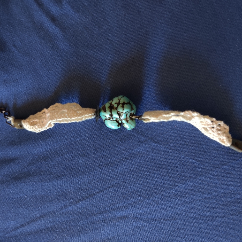 Bracelets - Picture 2 of 4